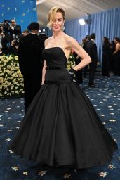 Nicole Kidman Channels Couture Minimalism at Met Gala 2025