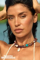 Nicole Williams English Sports Illustrated Swimsuit 2025