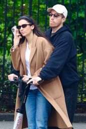 Nina Dobrev & Shaun White’s Romantic Scooter Ride in NYC