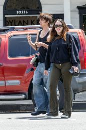Noah Cyrus Pinkus Casual Lunch Date