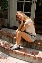 Olga Obumova Models Rat Boi Heat Wave Collection 2025