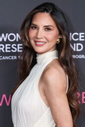 Olivia Munn Honored at An Unforgettable Evening 2025 Gala in LA
