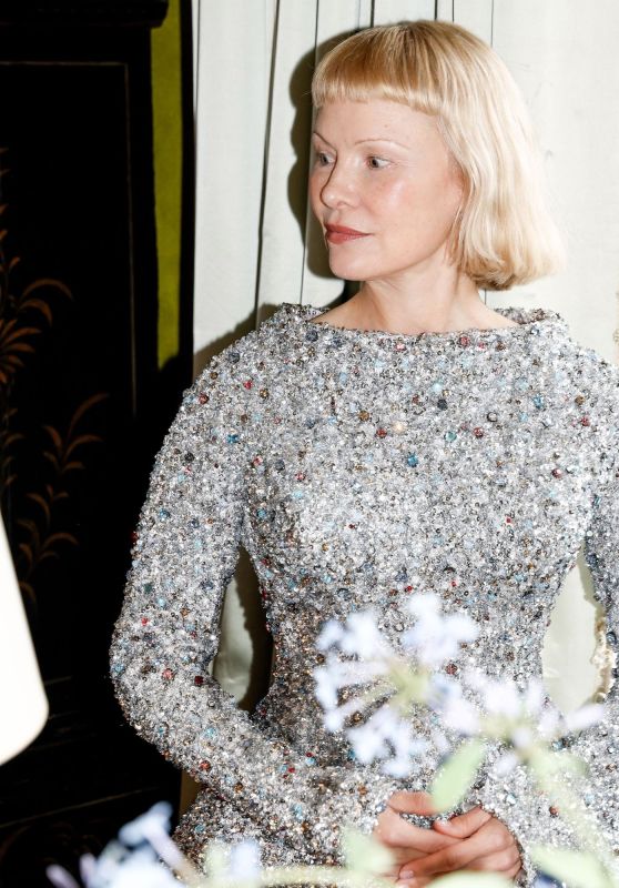 Pamela Anderson Met Gala Vision