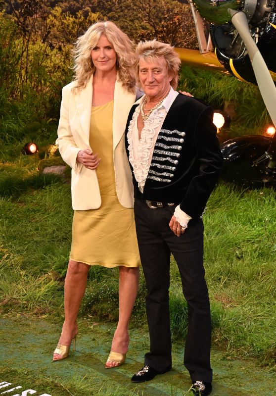 Penny Lancaster Mission Impossible London Premiere