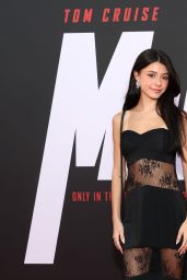 Rachel Brockman Premiere Bold Black Style