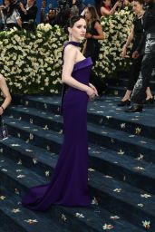 Rachel Brosnahan Shines in Sergio Hudson at Met Gala 2025