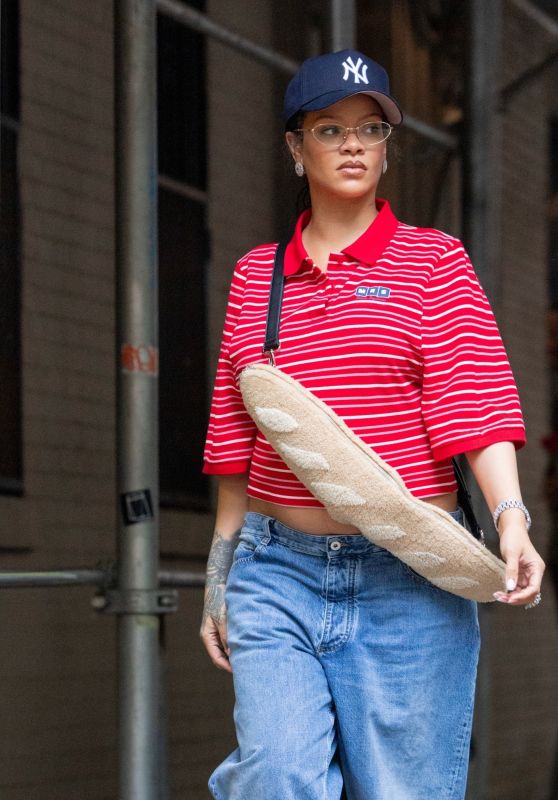 Rihanna Elevates Pregnancy Style with Bold NYC Look
