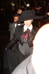 Rihanna Flaunts Pregnancy in Chic Ensemble Before Met Gala