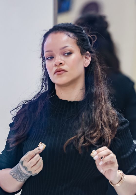 Rihanna Wears Gianvito Rossi Mules at Cannes 2025