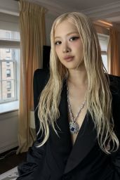 Rosé at Met Gala 2025: Tailoring Black Style