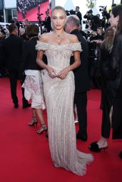 Rose Bertram Attends ‘A Private Life’ Cannes Premiere 2025