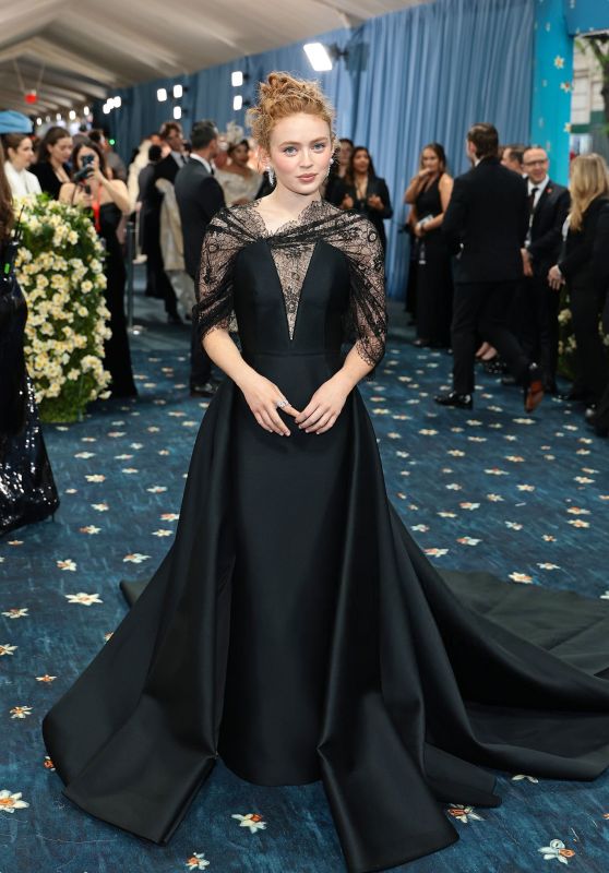 Sadie Sink’s Stunning Presence at the 2025 Met Gala