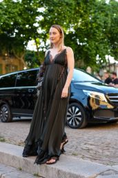 Saoirse Ronan Attends Louis Vuitton Cruise 2026 Avignon