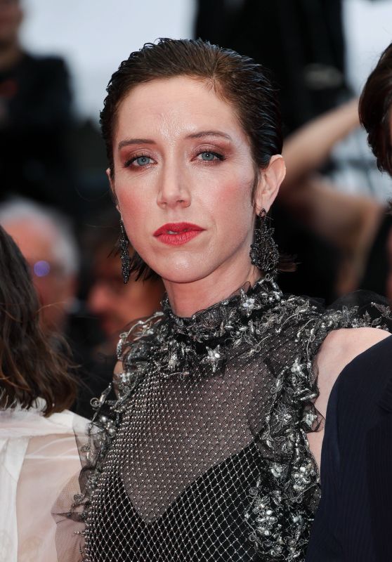 Sara Giraudeau attends 