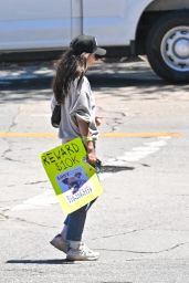 Sara Sampaio Searches Hollywood Hills for Mongo