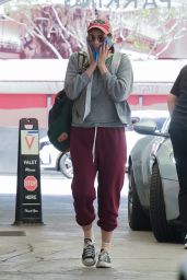 Sarah Silverman’s Post-Surgery Outing in Beverly Hills