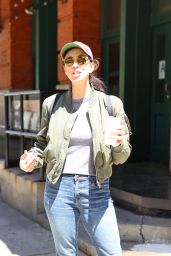 Sarah Silverman Steps Out in Casual Chic in Tribeca 04.30.2025