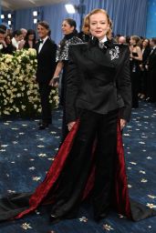 Sarah Snook at Met Gala 2025