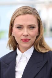Scarlett Johansson Wears Prada at Cannes 2025 Photocall