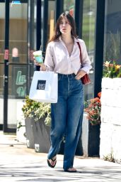 Scout Willis Picks Up Takeout at Joan’s On Third