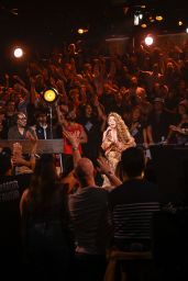 Shakira Performs on The Tonight Show Starring Jimmy Fallon
