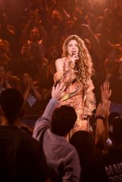 Shakira Performs on The Tonight Show Starring Jimmy Fallon