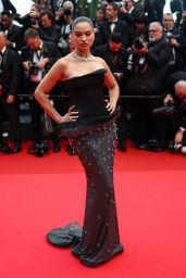 Shanina Shaik Cannes Premiere Glamour