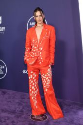 Sofi Tukker Commands American Music Awards 2025 in Bold Red Suit