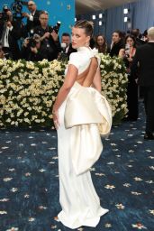 Sofia Richie Brings Quiet Luxury to Met Gala 2025