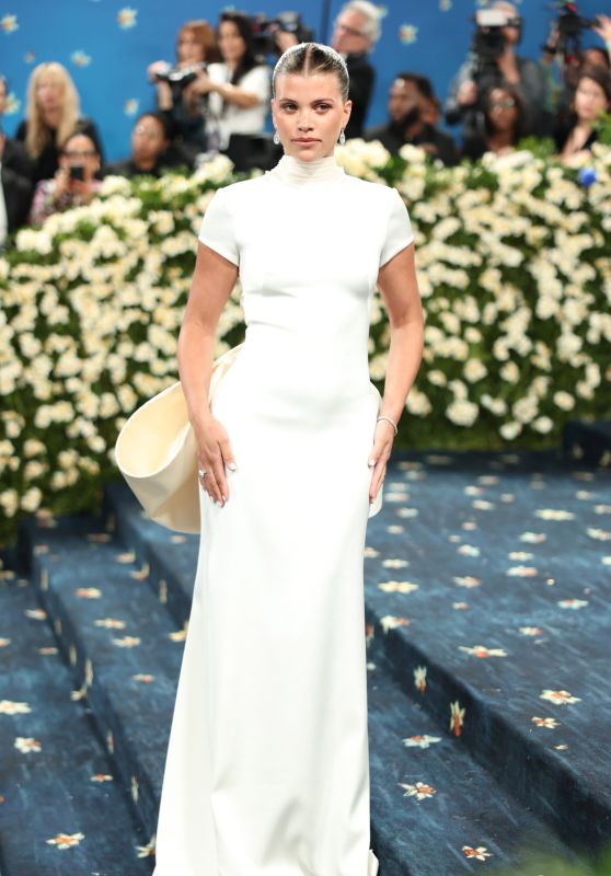 Sofia Richie Brings Quiet Luxury to Met Gala 2025