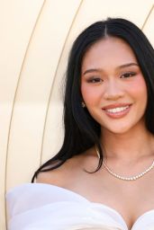 Sunisa Lee Dazzles at Gold Gala 2025