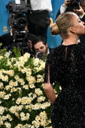 Sydney Sweeney’s Vintage-Inspired Look at the 2025 Met Gala
