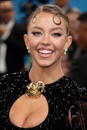 Sydney Sweeney’s Vintage-Inspired Look at the 2025 Met Gala