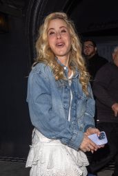 Tara Lipinski Spotted at Craig’s in West Hollywood
