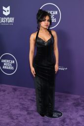 Tara Yummy Reveals Sleek Look at 2025 American Music Awards