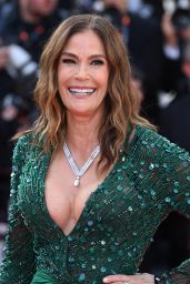 Teri Hatcher attends 