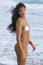 Toni Breidinger Sports Illustrated Swimsuit 2025