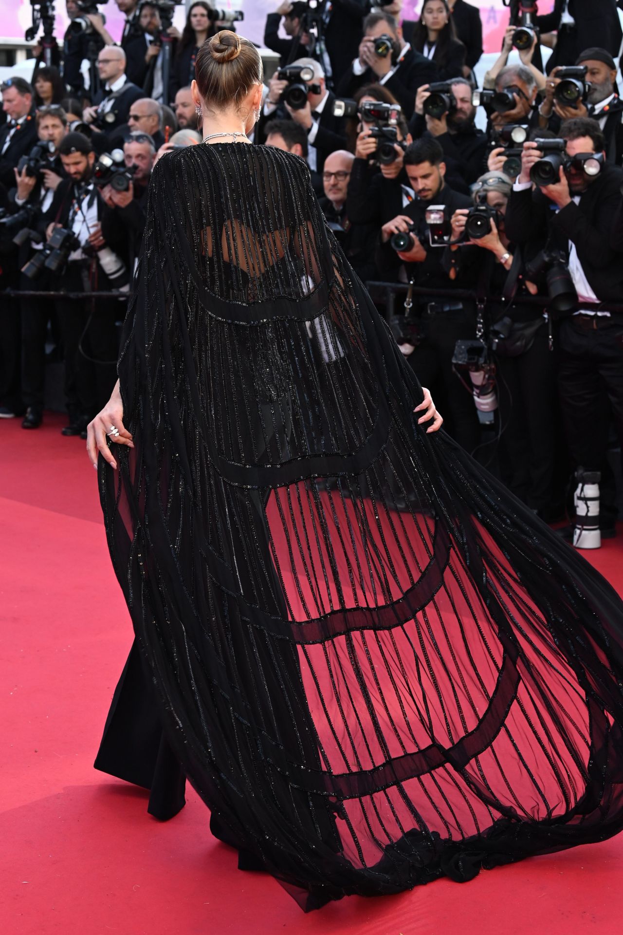 toni-garrn-commands-cannes-red-carpet-20