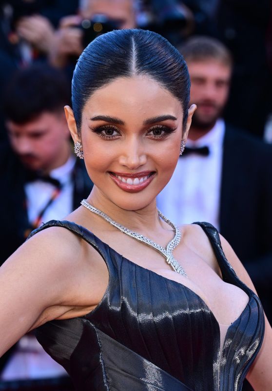 Veena Praveenar Singh Reveals Artistic Gown at Cannes 2025 Premiere