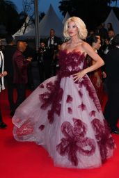 Victoria Silvstedt in Vintage Glamour at Cannes