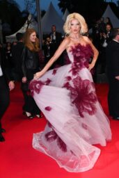Victoria Silvstedt in Vintage Glamour at Cannes