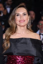 What Mariska Hargitay Wore to Cannes for ‘My Mom Jayne’