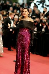 What Mariska Hargitay Wore to Cannes for ‘My Mom Jayne’