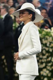 Zendaya’s Iconic Met Gala 2025 Look: Tailoring Black Style