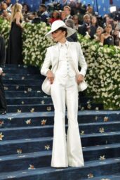 Zendaya’s Iconic Met Gala 2025 Look: Tailoring Black Style