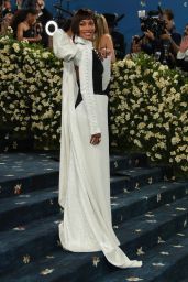 Zoe Saldana Masters Met Gala 2025 Theme in Thom Browne