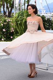 Zoey Deutch Channels Retro Chanel at Cannes 2025