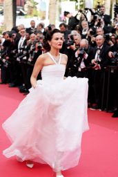 Zoey Deutch in Chanel at Cannes Nouvelle Vague Premiere