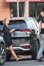 Addison Rae Debuts Casual Chic in Los Angeles June 2025