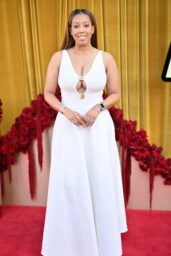 Alexyz Liggins Embraces White-Hot Elegance at Hollywood Unlocked